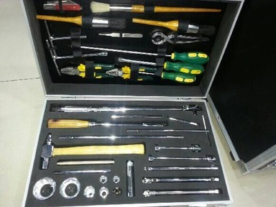 五金工具概述 分類與應(yīng)用