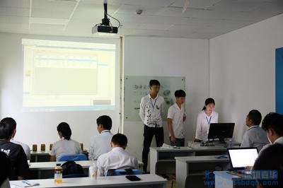 北大青鳥深圳嘉華學(xué)校T176班項(xiàng)目答辯 深圳軟件開發(fā)新秀展露鋒芒